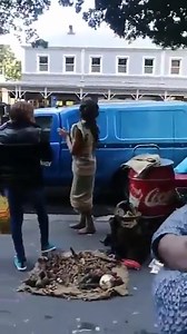 ** Débat Homme- femme: Peut-on frapper une femme qui nous frappe gratuitement ? 🤔 | Erik Seven