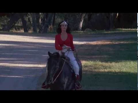 Wonder Woman debelt and captured