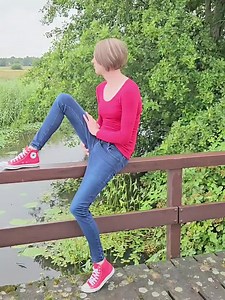 Annemieke Pissing on Guy in Public