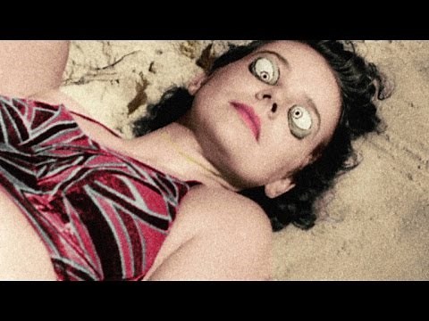 How Sunbathing Became a National Craze in the 1930s