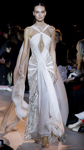 ZUHAIR MURAD on Instagram: "Intricate and refined needlework merges on the #ZMCouture Spring-Summer 2023 runway. Discover the “Exquisite Dynasty” at ZuhairMurad.com Original Composition by @SebPerrinParis Makeup by @CharlotteTilbury @SofiaTilbury #ZuhairMurad"