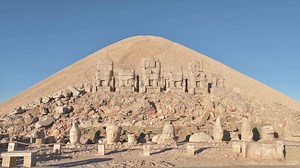 Download Nemrut landmark in Turkey for free