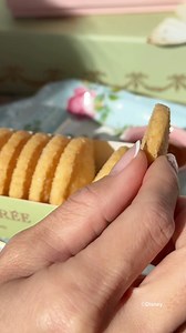 1.5K views | The Mad Hatter's tea party is about to begin! See the full Disney Alice in Wonderland Dangle collection TUESDAY 1/28/25 ☕️ | Girls Crew | Facebook