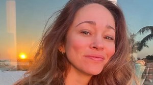 Noughties teen TV legend, 43, has barely aged a day 17 years after hit show