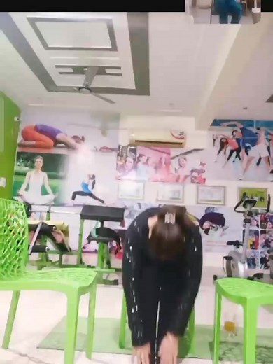 🔥🔥🔥 .#slimandsmartnutritionandfitnesscenter #kamaljeet #kamalfitness #modelling #gymtrainer #mrsupdiamondagra #yogainstructor #fitnesscoach #owngym #strenth #positive #followme #mindfulness #business #massivesuccess #motivation #inspiration #HighTarget #luxurylifestyle #calm #billionaire #Your #train Here kamal I am dealing with weight management program. Online sesssion with my clients on zoom Sessions-monday to Friday Timing Morning 5.45-6.45am 9-10am Evening 4-5pm 5-6pm 7-8pm Duration -1ho