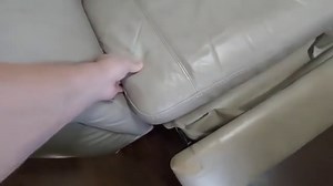 "Honest review of the Cindy Crawford Leather Recliner Sofa. Despite being..." Find the full story about Cindy Crawford sofa: https://bit.ly/CindyCrawford--Review | PissedConsumer