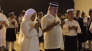 371K views · 11K reactions | JENAZAH BONDA DYMM SULTAN JOHOR SELAMAT TIBA | Sultan Ibrahim Sultan Iskandar | Facebook