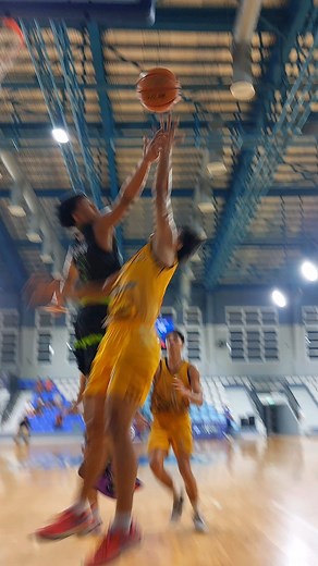 11K views · 26 reactions | Lim blew by the first defender and nailed a lefty layup over the second! #PilipinasSuperLeague | Pilipinas Super League | Facebook