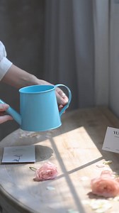 🌿🌷🌸🩵 #floristhack #florist #floraldesign #flowerartwork #flowerarttutorial #flowerarrangementtutorial | FloralSupplies.com