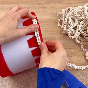 Amazing Recycling Idea With Socks and Plastic Buckets. #diy #recycle | Very smart