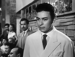 49K views · 5.3K reactions | يامفرقين الشموع قلبى نصيبه فين ؟  الصفحة الرسمية للعندليب الأسمر | Abdel Halim Hafez | Facebook