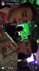 Joey去参加cybersocket颁奖