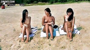 Nudist Chicks Beach - Nu Nude