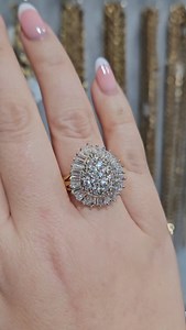 Hallmarked 9ct Gold CZ Pear Ring✨️🩷 Bowjangles AUthentic©️ Beautiful Sparkle and a great ring for your money😍 Payment plans available🎁🎁 | Bowjangles Midlands Jewellers