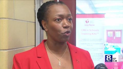 Rochester students get hands-on CPR training with new kits