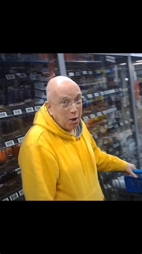 Infrabren on Instagram: "Taking the piss"