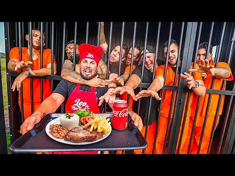 LEVEI COMIDA PARA TODOS NA CADEIA MENOS PRO BOTO !!! 🤣👨🏻‍🍳