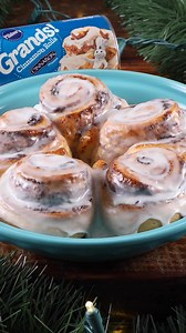 Fill your home with the festive aroma of Cinnabon Pillsbury Grands! Cinnamon Rolls made with authentic Cinnabon Cinnamon— perfect for creating cozy holiday moments! | Cinnabon