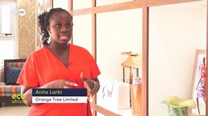 This Dangme man from Odumase Krobo is putting Ghana & Africa on the map. Ghana has no proper glass recycling plant and most glass waste ends up in landfill sites. Now the only certified glass blower in Ghana/West Africa is giving the material a second life by using it to create hand-blown vases. Michael Tetteh is recycling glass waste to prevent the emissions of many greenhouse gases and water pollution, and to save energy. Using recovered material generates less solid waste. | ADOLF NOMO