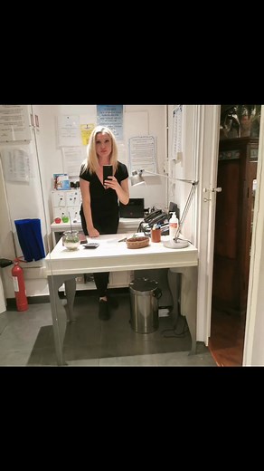 💆‍♀️ L'ABC del farsi un massaggio da "Massage & Therapist di Edyta Ewa Rybak" 💆‍♂️ (per chi è alla prima volta o vuole semplicemente sapere come funziona, senza filtri!) 📍A – Accoglienza e Ascolto Ti accolgo con calma, senza fretta. Prima di iniziare, ci prendiamo qualche minuto per parlare: mi racconti come stai, se ci sono fastidi, zone da evitare o da coccolare di più. Il massaggio comincia sempre con il dialogo. 🩲 B – Biancheria: come funziona? Ti fornisco una mutandina monouso, igienica