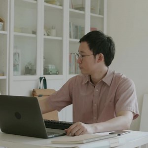 🖥️ FREE* 6 week Digital Marketing training for adults aged 19 🖥️ You will learn: 🖱️ how to create and manage a website 🖱️ using digital marketing techniques such as search engine optimisation (SEO), pay-per-click (PPC) and website analytics 🖱️ how to carry out social media optimisation (SMO) 🖱️ gaining an understanding of cyber crime and security awareness. *This training is for adults who are either in work, self-employed, unemployed or returning to work after a break. You must be aged 19