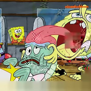 Is dat SpongeBob...?? 😨 | SpongeBob SquarePants
