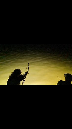 Putting stingrays in the boat | Brossman Boys BowFishing