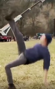 152K views · 4.8K reactions | The Twilight Saga Bloopers Scene  Tags: #twilight #thetwilightsaga #twilightsaga #breakingdawn #twilightkri #keshavsingh #eclipse #newmoon #kristenstewart #robertpattinson #taylorlautner #stepheniemeyer #bellaswan #edwardcullen #Renesmee #jacobblack #StarsEverywhere ] ✨驪 Follow the page for more content  | twilight.kri | Facebook