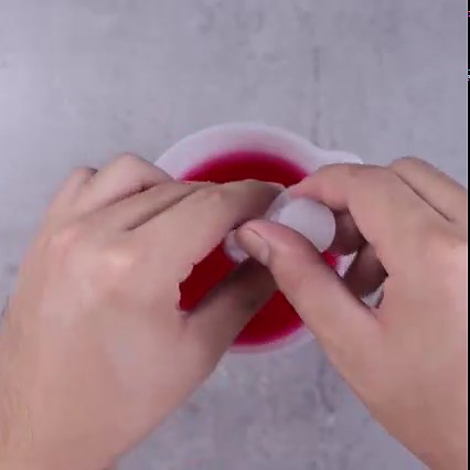 4.5K views · 123 reactions | DIY FRUITY GUMMY BEARS Ingredients: 1...