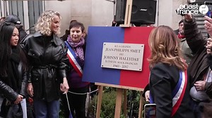 VIDEO. Une plaque commémorative devant l'immeuble où Johnny Hallyday a grandi à Paris