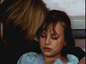 Coronation street - Sarah gives birth to Bethany