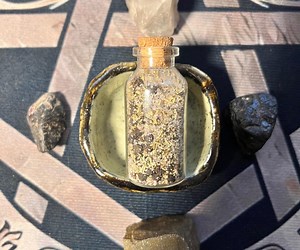 PROTECTION Salt 20mil Jar Repel Negative Energies - Cleansing Black Salt - Banishing and House Protection Spell Casting - Etsy