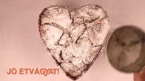 29K views · 615 reactions | Fahéjas csiga! A gyerekeim kedvence. Ezt a receptet még az Amerikában töltött egy évem alatt tanultam. Ha jól emlékszem a kürtöskalács receptjét adtam cserébe | Lázár Chef | Facebook