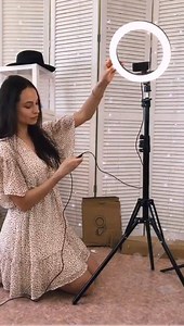 1.1K views | Tire umas fotos fantásticas, leia livros, faça uma maquilhagem perfeita á luz do nosso Ring Light !! 30,00€ (Portes Grátis) Loja: https://novamoda.pt/produto/ring-light-tripe-suporte-26cm-diametro/ | Espaço Madamme | Facebook