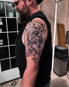 Start of Chef sleeve! Custom!!!! #itsgoingdown #nationaltattooassociation #womencrush Audio #abovethecloudstattoo #coloradotattooers #coloradolifestyle #bossbitch #colorado #livelifehappyEffects #tattoohistorybytattooers #artnerd #artistdrop #abovethecloudstattoo! stickers #abovethecliudstattoo #coloradotattooers #traditionaltattoos #traditionaltattoo #jackhammerjim #icon. Text Aa CC A © at Above The Clouds Tattoo Next | Above The Clouds Tattoo | Facebook