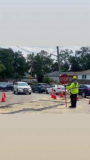 TRAFFIC REPORT : avoid 221st Street between 35th Ave and Northern Blvd at all costs. Traffic’s at a standstill as constructed workers battle the stifling hot sun to maintain our aging infrastructure. Hard, nasty work, but someone’s got to do it and we thank these guys for the work they do so we can enjoy the lifestyle and comforts we do and all too often take for granted | BaysideLiveTV.com