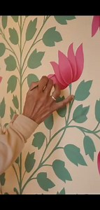 Step into a realm of refined artistry and exquisite beauty at The Oberoi Amarvilas, Agra, where stunning hand-painted murals are a testament to the rich traditions of India. #OberoiHotelsandResorts #TheOberoiAmarvilas #CulturalHeritage #Murals | The Oberoi Amarvilas, Agra