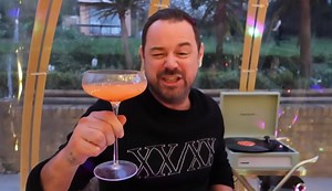 EastEnders' Danny Dyer builds £5,000 igloo in his garden for knees-ups with pals