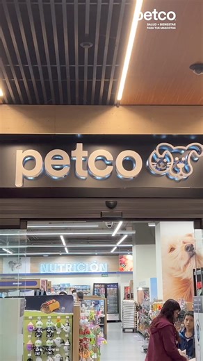 ¡Este domingo aprendimos muchas curiosidades sobre nuestros reptiles! 🦎 En Petco Tepeyac y Petco Ciudad Juárez, los MVZ Jorge Luis Martínez Cortés y Francisco Javier Ramos nos compartieron valiosos consejos para su bienestar y cuidados. 🌿🐍 Gracias a todos los que asistieron, ¡no se pierdan nuestras próximas actividades y sorpresas! 🎉#PetcoMéxico #ReptileRally #EventosPetco #Reptiles #Mascotas #Pets | Petco México