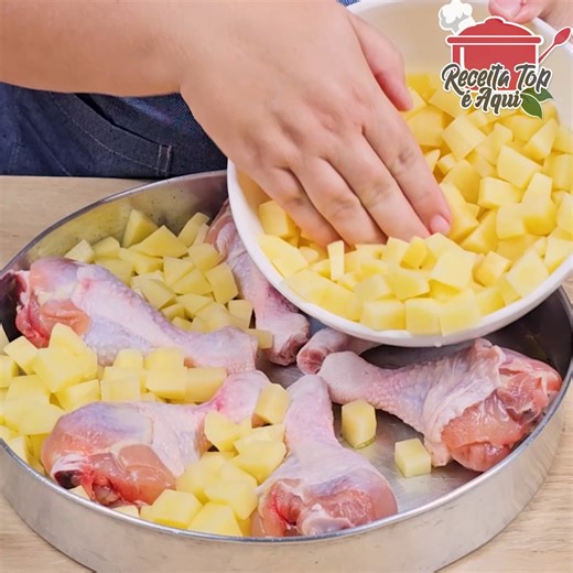 Quando faço coxa de frango assada assim dessa maneira, todos me pedem a receita. | Receita Top é Aqui