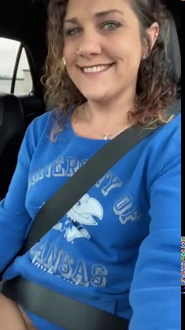 Horny Milf Cums Driving! fans.ly/MalloryKnox37