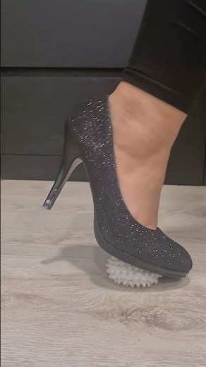 ASMR | Footcrush | Crushing ball | High heels crush | toycrush