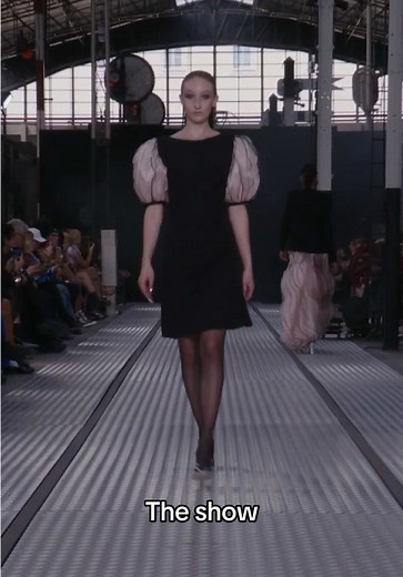 Practice makes perfect 👠 #runway #modelwalk #fashionweek