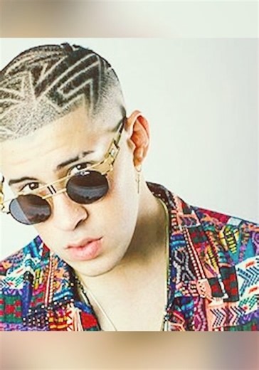 20 Datos de Bad Bunny Bad bunny es uno de los cantantes mas famosos de el planeta es por esa razón que el día de hoy te contaremos algunas cosas que probablemente no conoces de el #badbunny | Geovani Gova