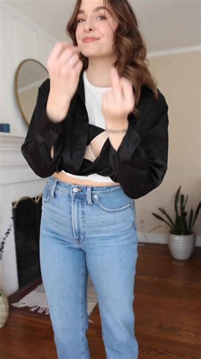 Put your bra on over your shirt... #fashionhacks