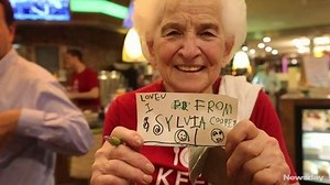 Waitress, 86, taking her last order at Plainview Diner
