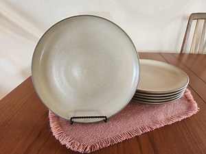 Heath Ceramics Sand/nutmeg Coupe Dinner Plate - Etsy Australia