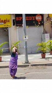 228K views · 2.4K reactions | ಹಸಿವಿನ ಹೋರಾಟ. ಇವರ ಬಗ್ಗೆ ಸಂಪೂರ್ಣ ಮಾಹಿತಿ ಇಲ್ಲ, ಆದರೆ ತುತ್ತು ಅನ್ನಕ್ಕಾಗಿ ತಾವು ಕಲಿತ ವಿದ್ಯೆಯನ್ನು ಪ್ರದರ್ಶಿಸಿ ಹಸಿವನ್ನು ನೀಗಿಸಿಕೊಳ್ಳುತಿದ್ದಾರೆ. | Karnataka Express | Facebook