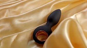 Anal Plug Sex Toys Vibrator,Vibrating Butt Plug Silicone Anal Toys Butt Plug Training Kit with Remote Control,10 Vibration, Vibrating Anal Plug and Prostate Massager