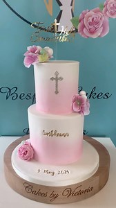 1st Holy Communion for little Aoibheann #cakesbyvictoriani #midulster #magherafelt #belfast #cookstown #ballyronan #castledawson #toome #cotyrone #coantrim #northernirelandcakes | Cakes by Victoria NI